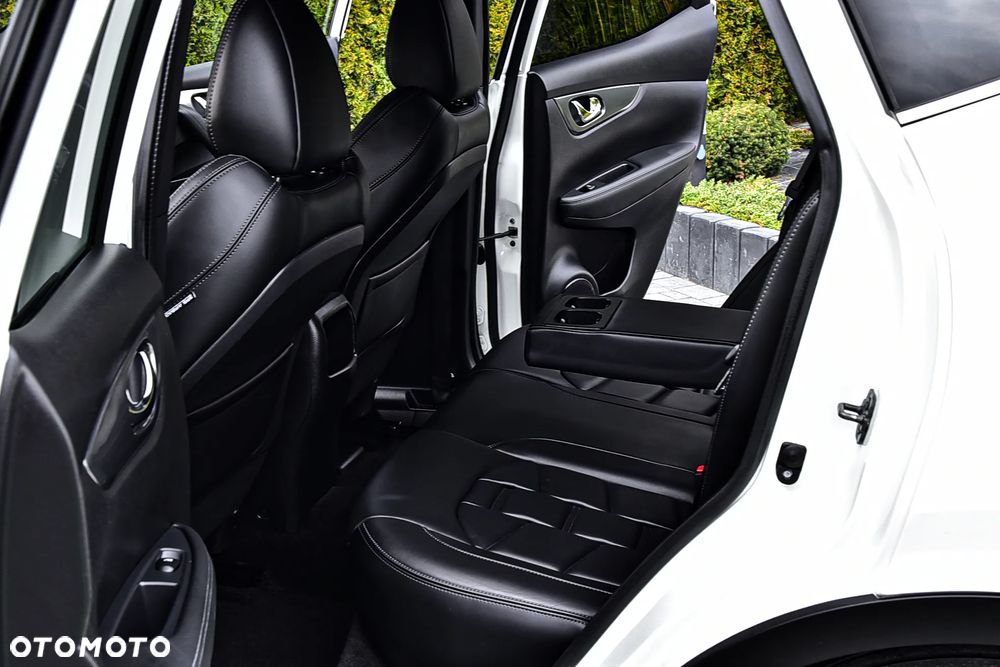 Nissan Qashqai 1.3 DIG-T DCT TEKNA+ - 17