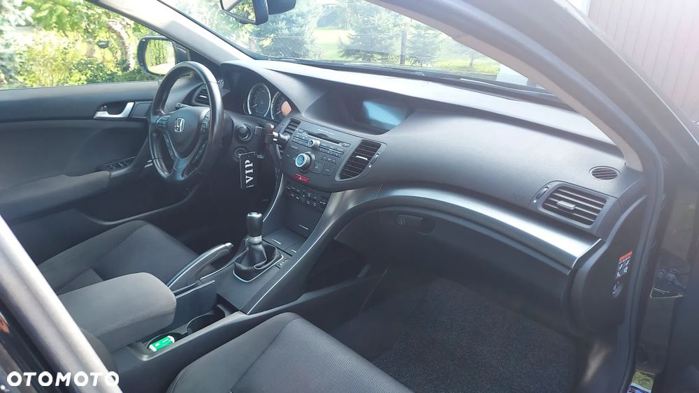 Honda Accord 2.0 Lifestyle - 4
