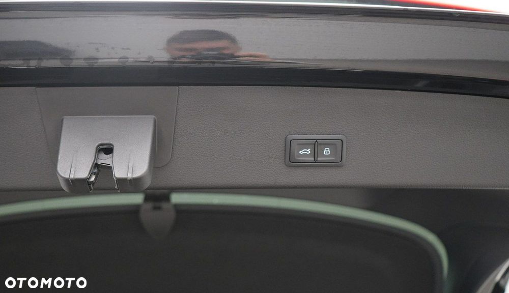 Audi Q8 Sportback e-tron - 20