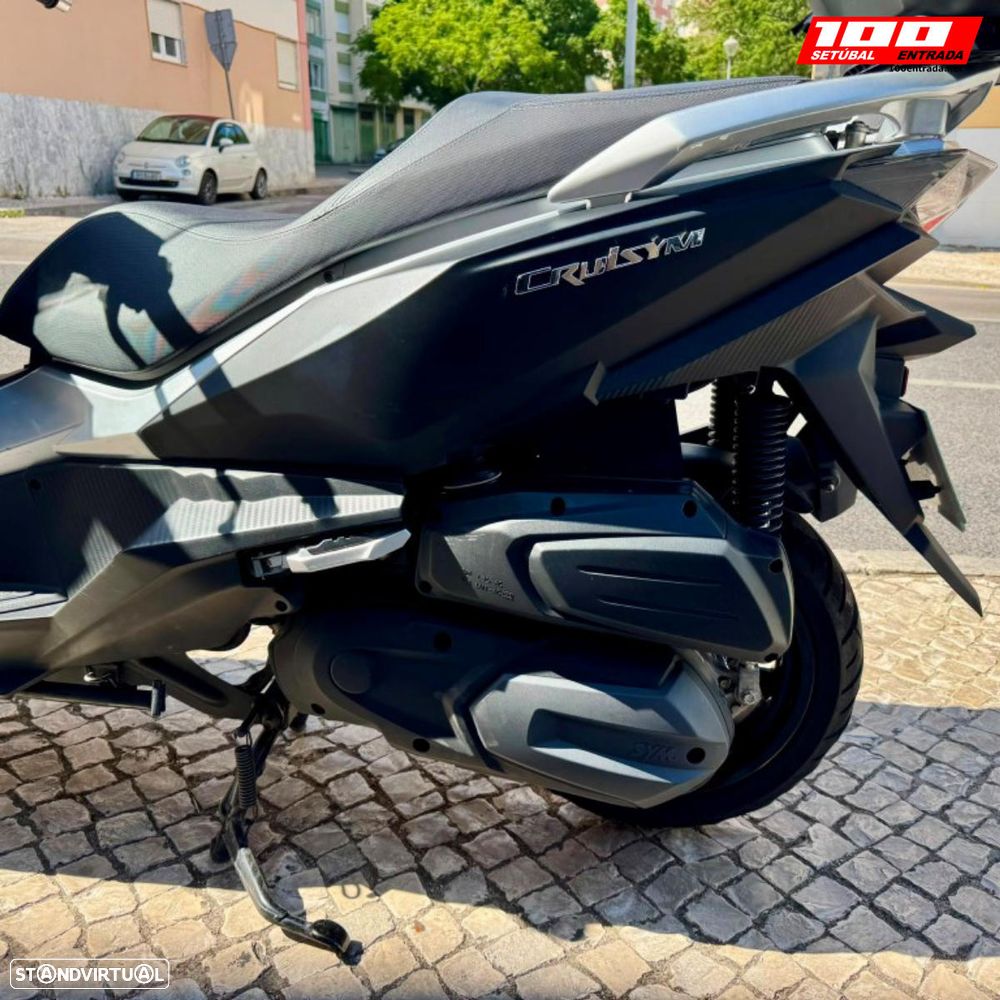 Sym Cruisym 300 - 26