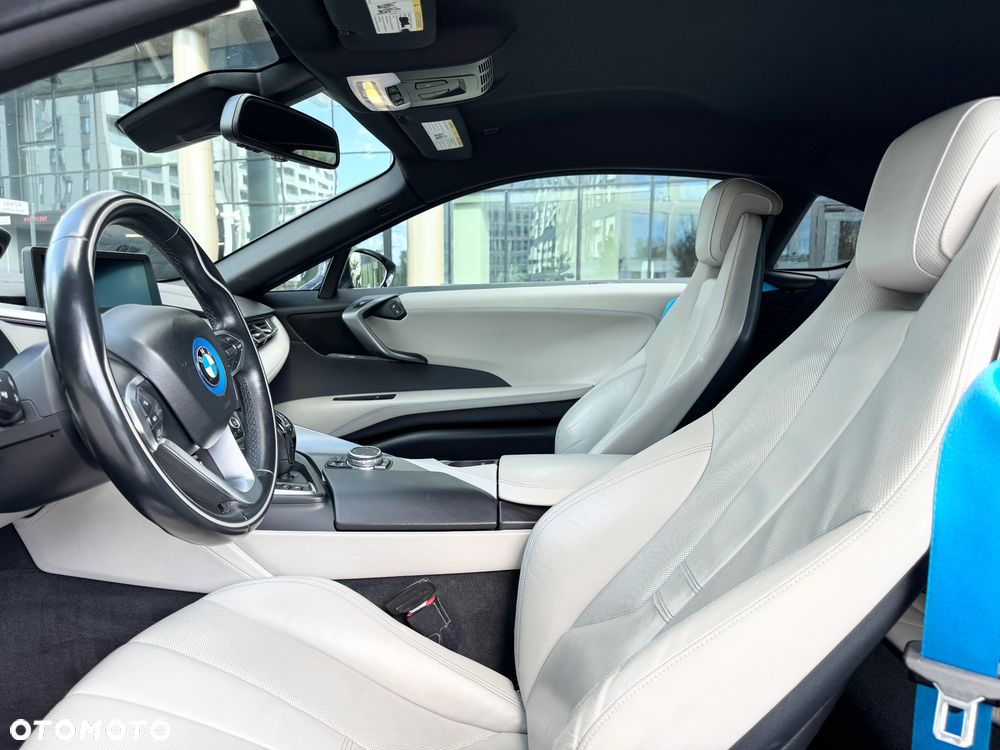 BMW i8 - 8