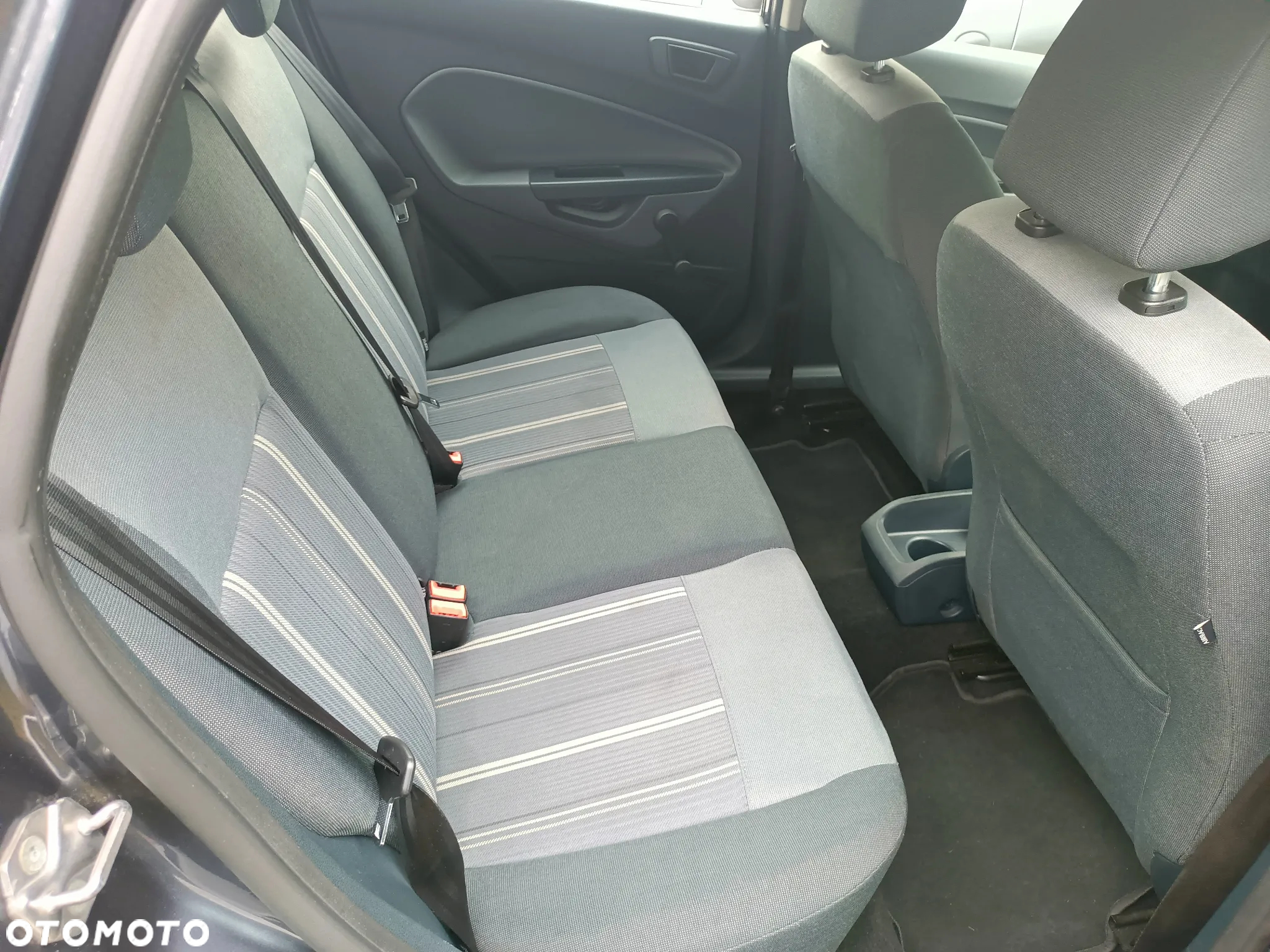 Ford Fiesta - 5