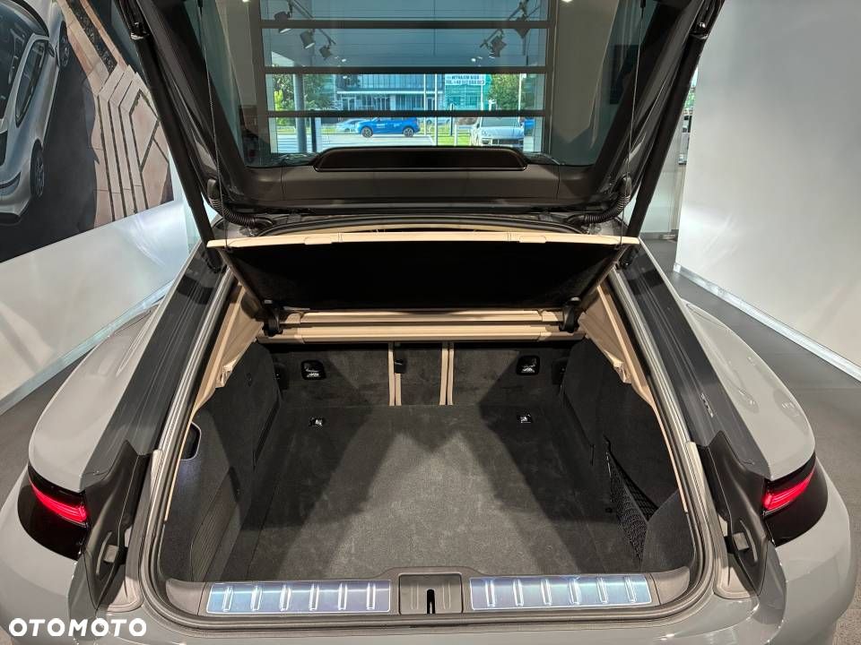 Porsche Panamera Turbo S E-Hybrid PHEV - 16
