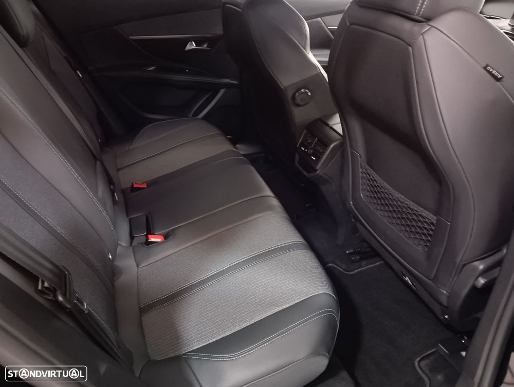 Peugeot 3008 1.5 BlueHDi Allure - 9