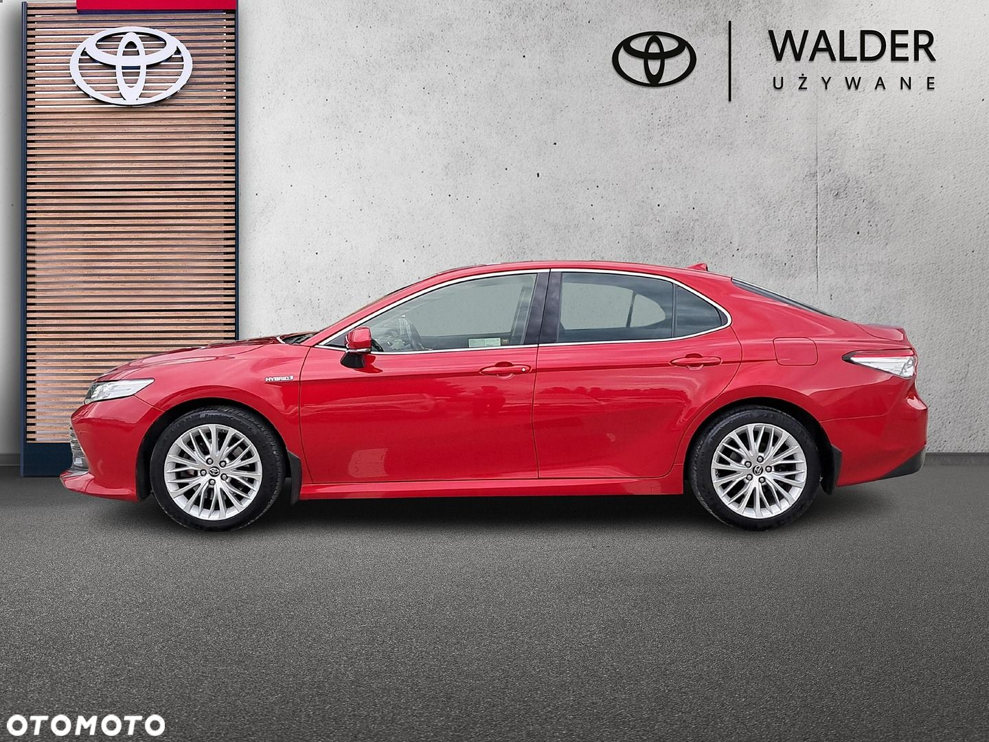 Toyota Camry - 2