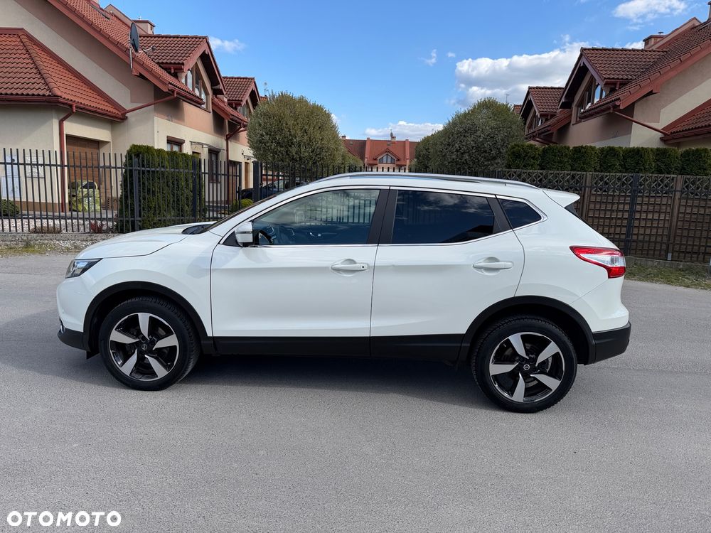 Nissan Qashqai 1.2 DIG-T Xtronic N-Connecta - 2