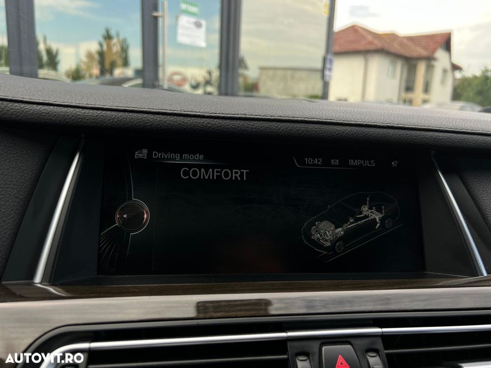 BMW Seria 7 740d xDrive - 28