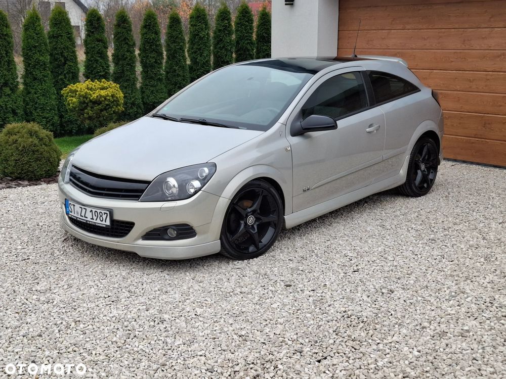 Opel Astra GTC 1.6 Sport - 8