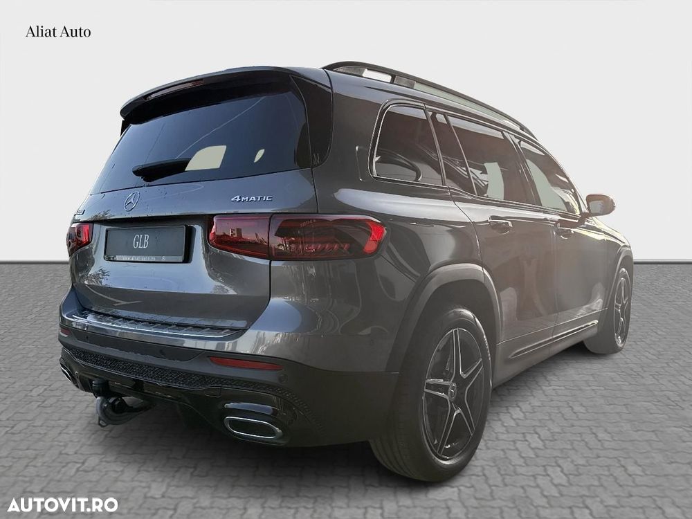 Mercedes-Benz GLB - 4