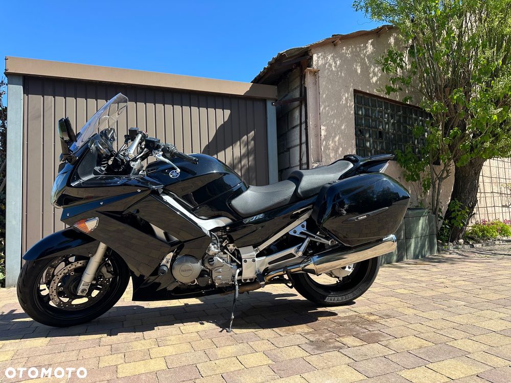 Yamaha FJR - 1