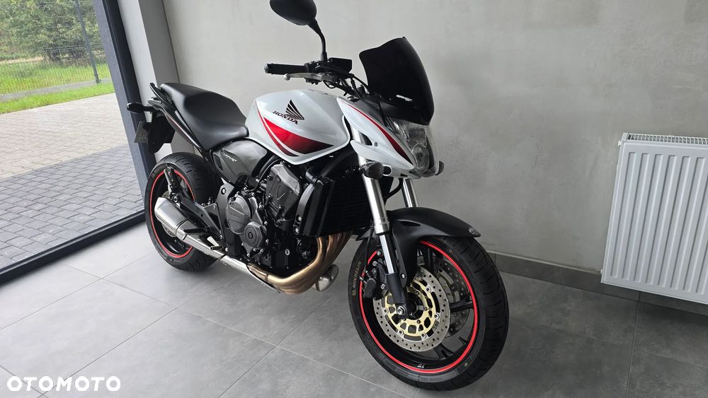 Honda Hornet - 37