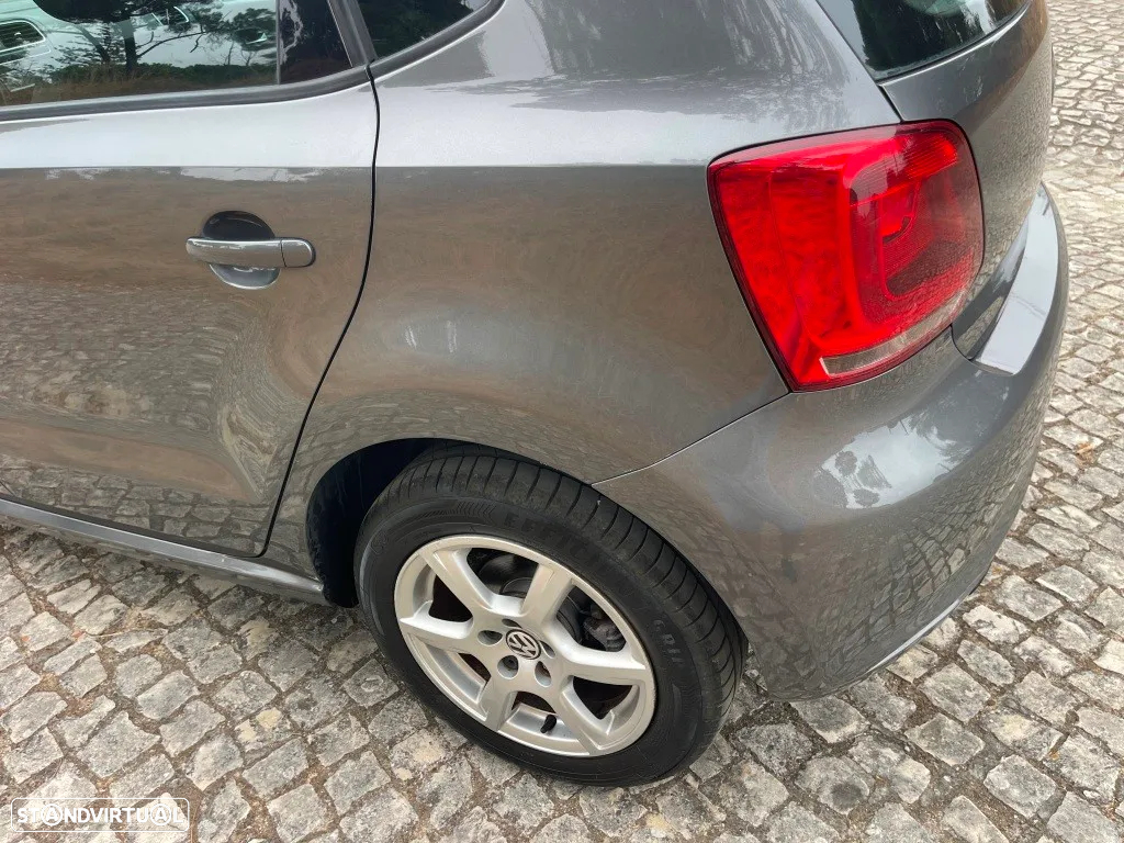 VW Polo 1.6 TDI Confortline BlueMotion - 12