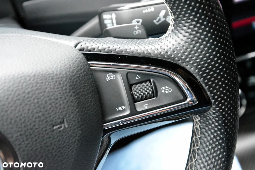 Skoda Superb 2.0 TDI SCR Sportline DSG - 24