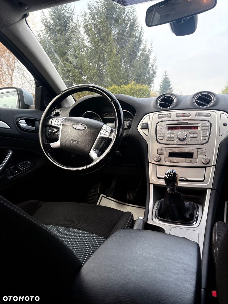 Ford Mondeo 1.6 Titanium - 13