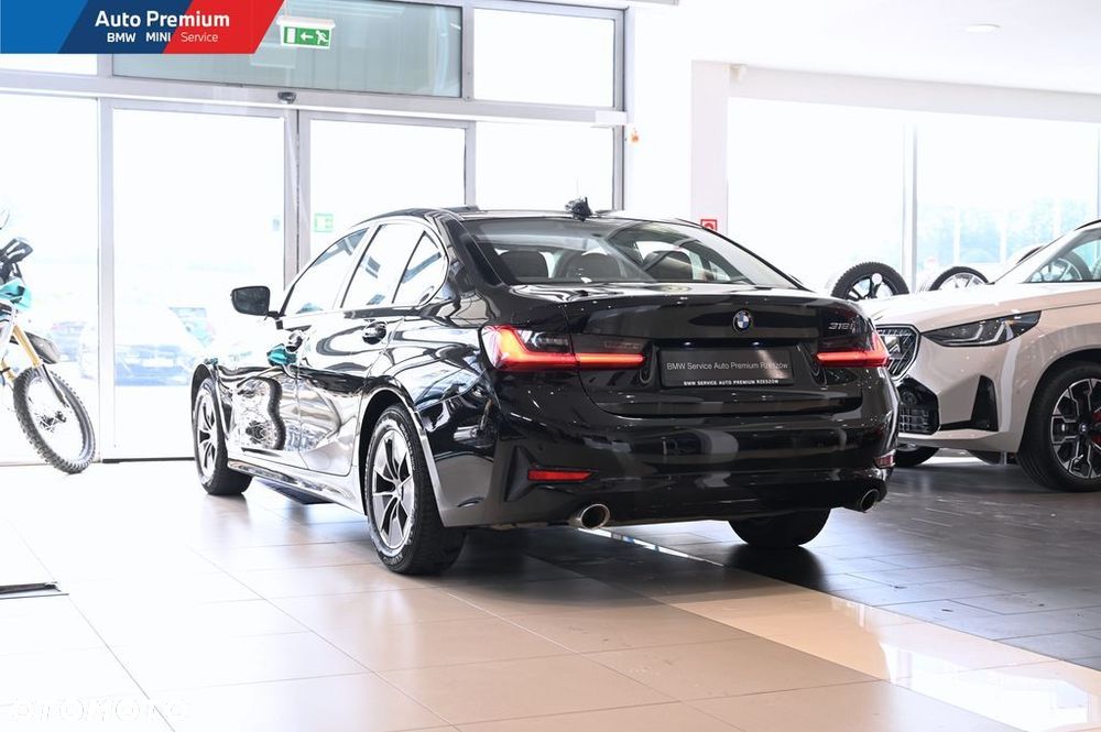 BMW Seria 3 318i Advantage - 21