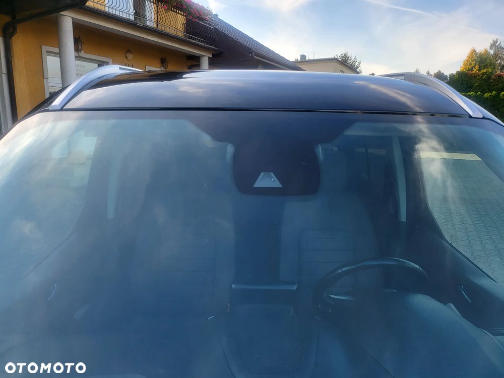 Ford Tourneo Connect Grand - 38