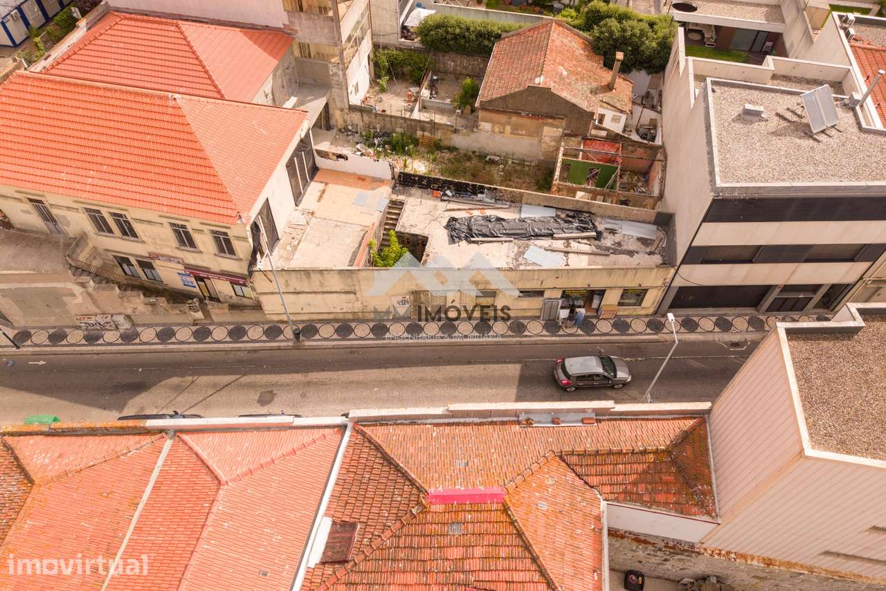 Edifício para Reabilitação |  Investimento |  600 m da Praia | Matosin - Grande imagem: 5/13
