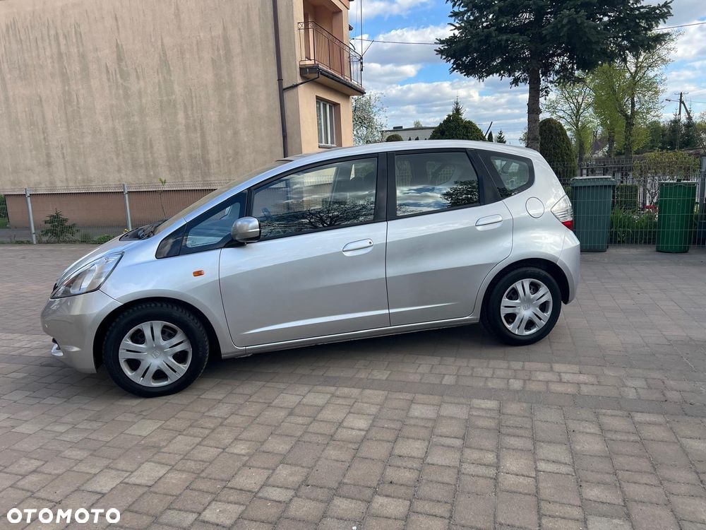 Honda Jazz 2010 photo 4
