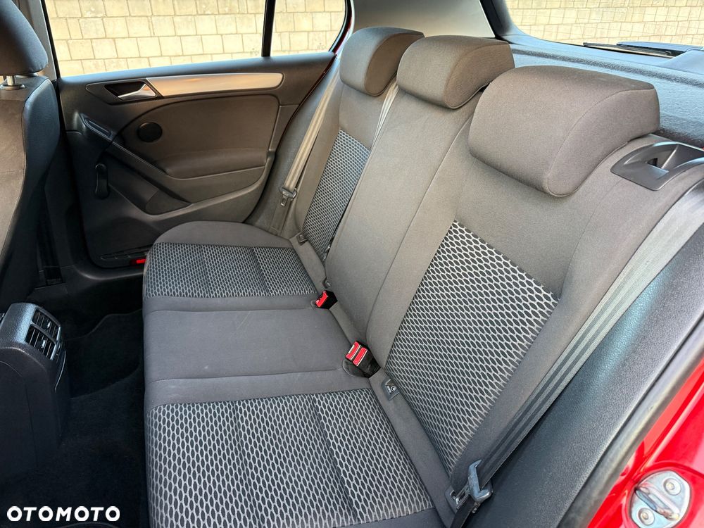 Volkswagen Golf 1.6 TDI BlueMot Comfortline - 18
