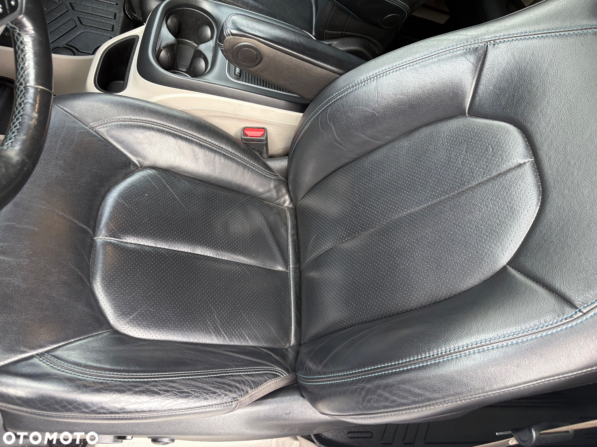 Chrysler Pacifica - 11