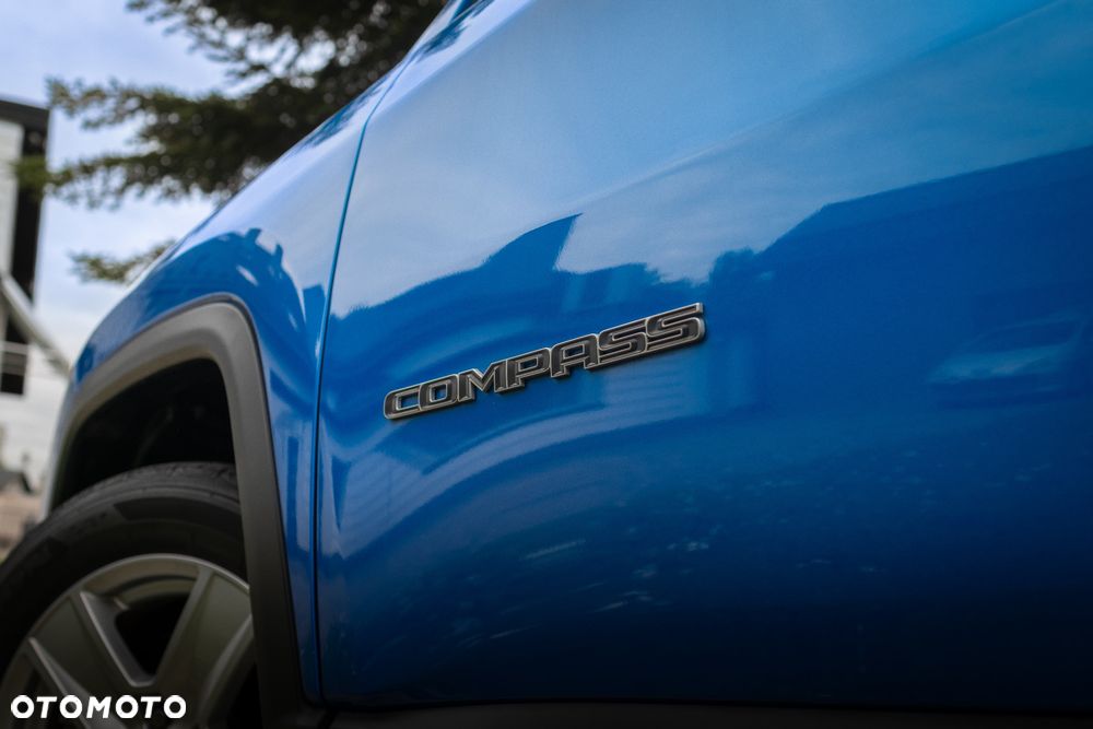 Jeep Compass - 12