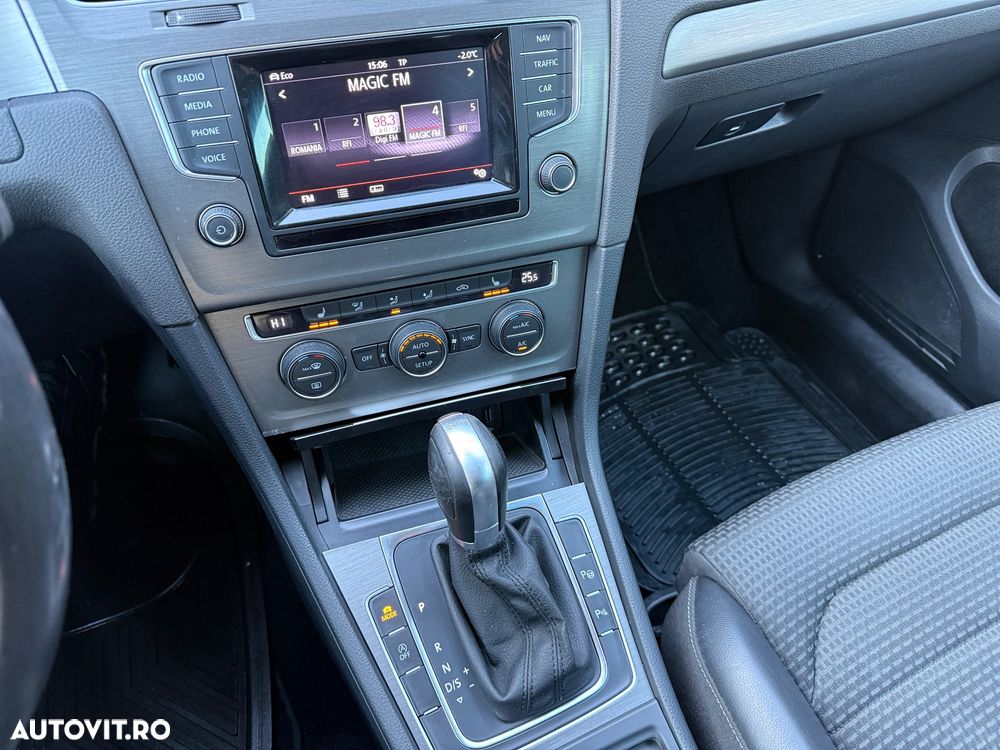 Volkswagen Golf Variant 1.6 TDI BlueMotion Technology DSG Lounge - 8