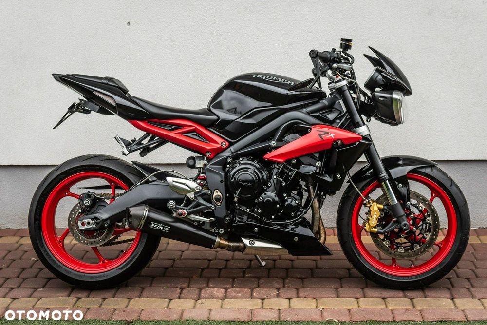 Triumph Street Triple - 2
