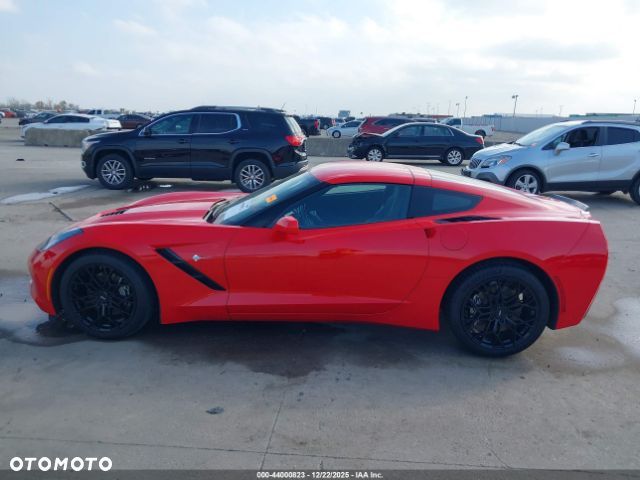 Chevrolet Corvette - 8