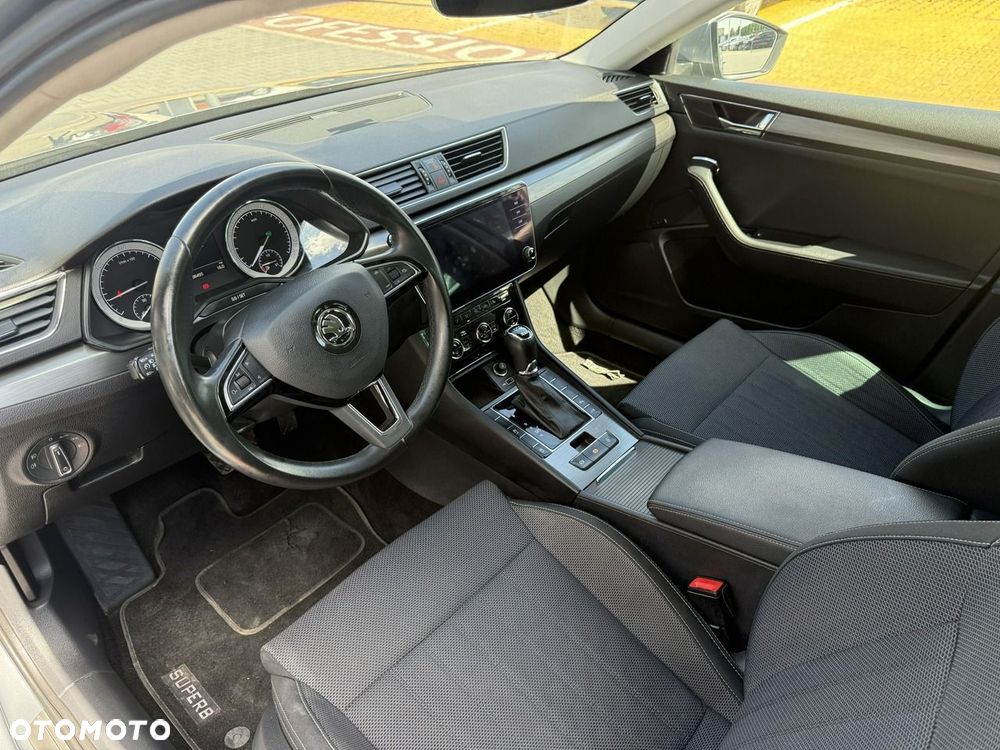 Skoda Superb 2.0 TDI SCR 4x4 Style DSG - 14