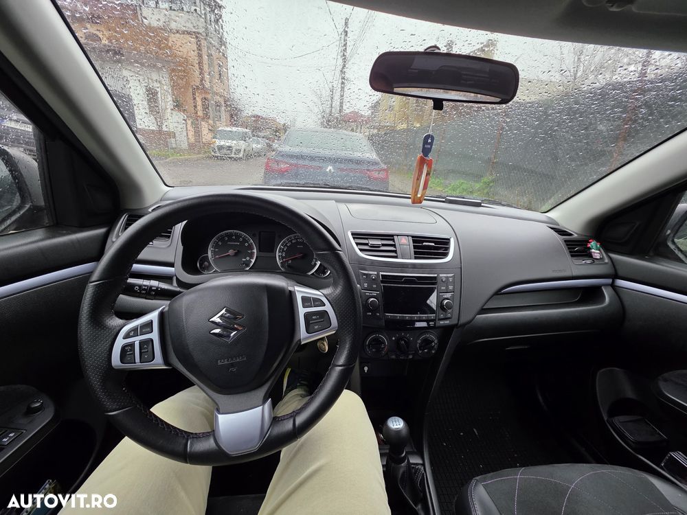 Suzuki Swift 1.2 Passion - 4