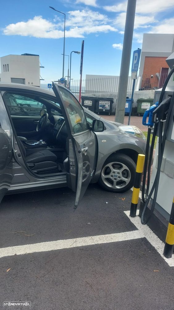 Nissan Leaf 24 kWh (c/ Bateria) Acenta - 11