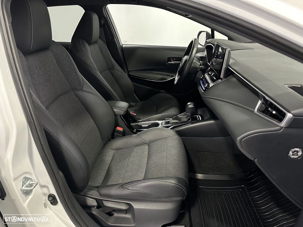 Toyota Corolla 1.8 Hybrid Exclusive - 20