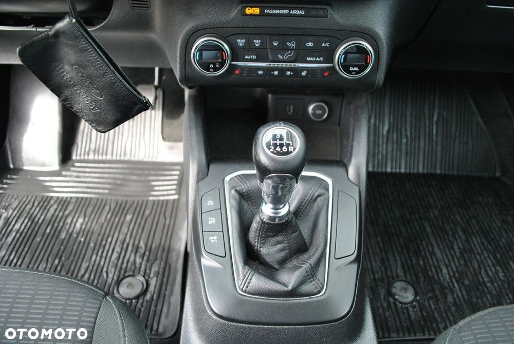 Ford Focus 1.0 EcoBoost Trend - 18