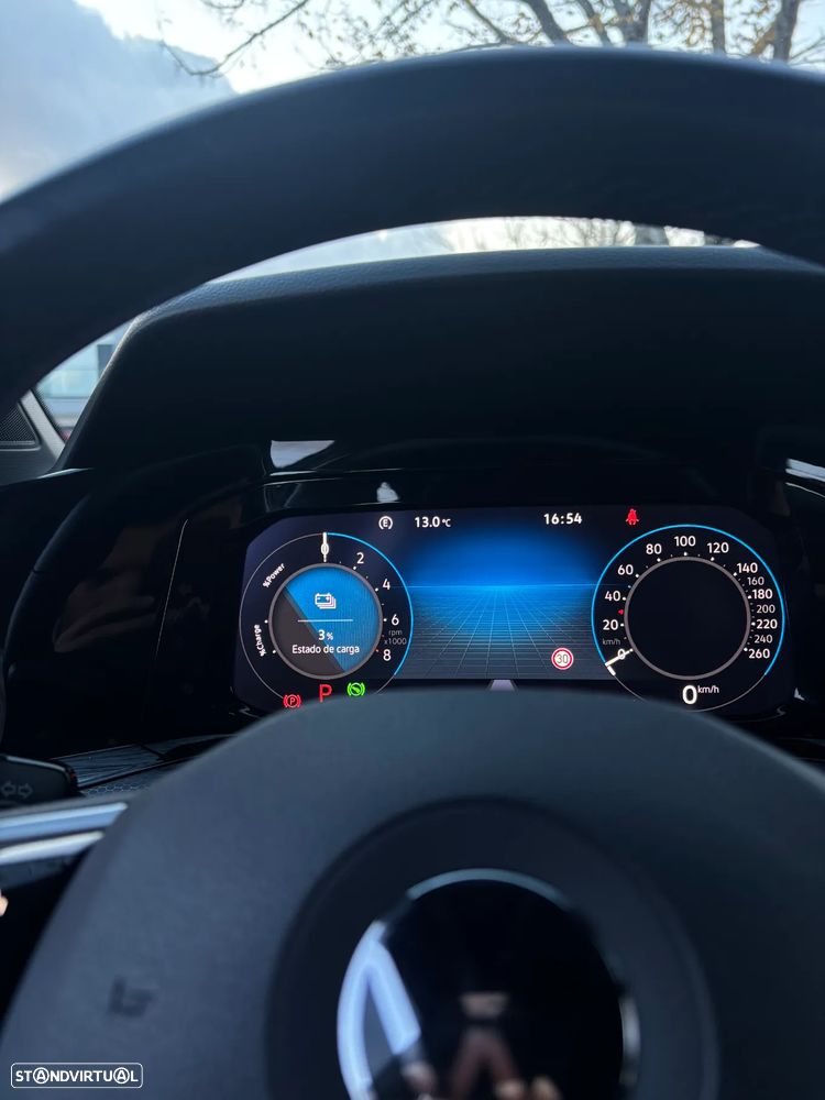 VW Golf 1.4 TSI GTE DSG - 34