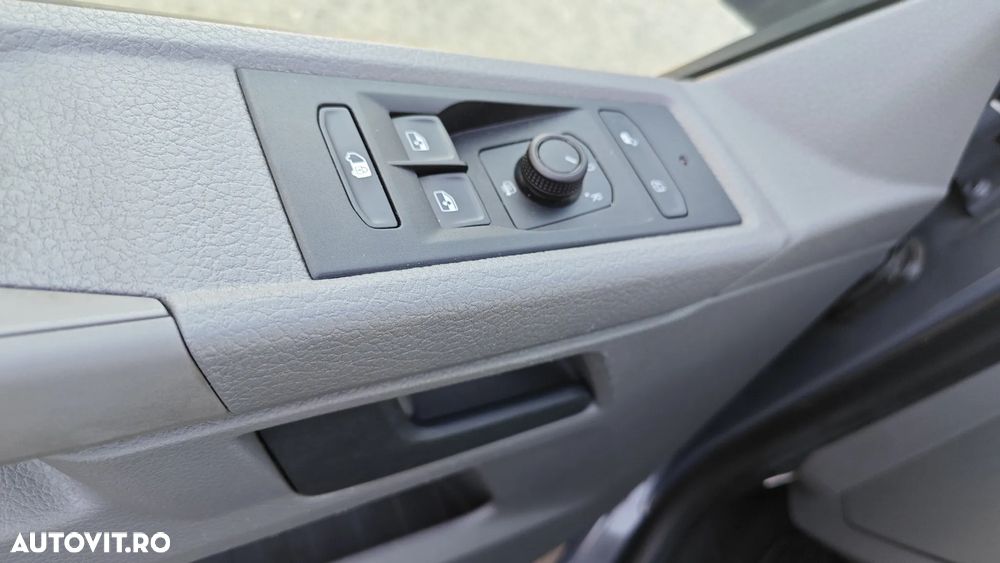 Volkswagen TRANSPORTER T6 - 8