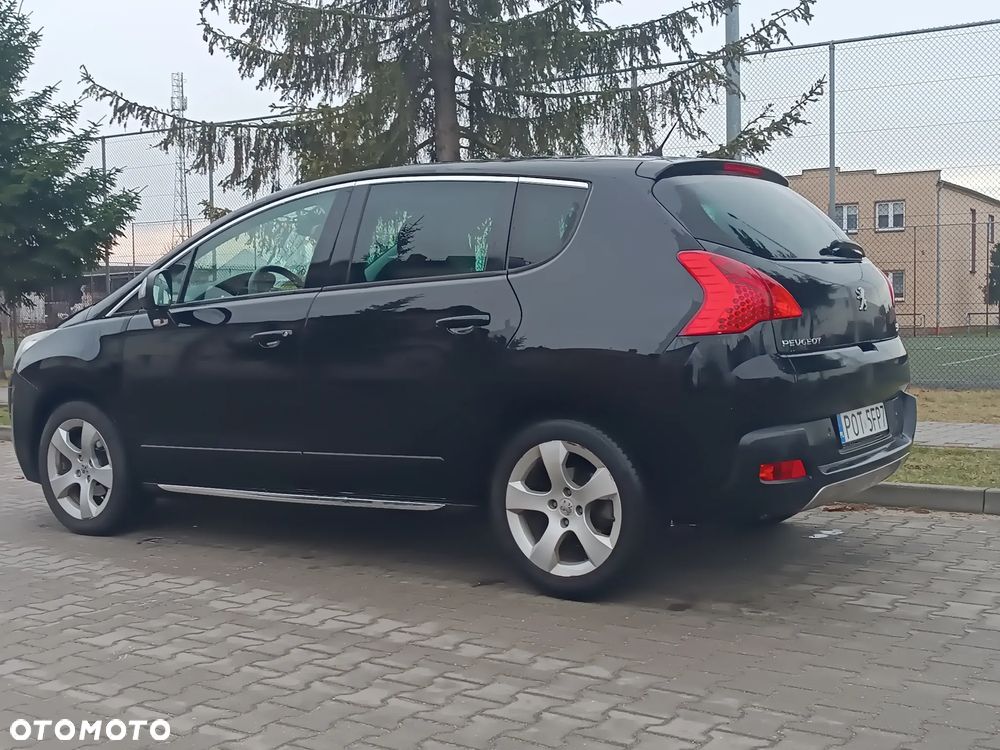 Peugeot 3008 HDi FAP 110 Family - 8