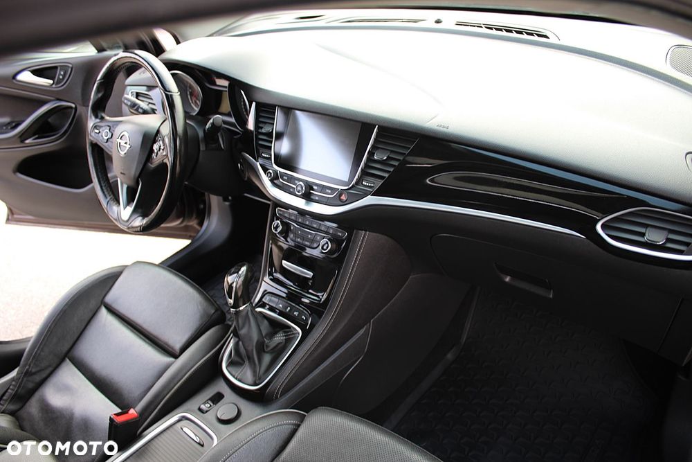 Opel Astra 1.6 T GPF Dynamic S&S - 21