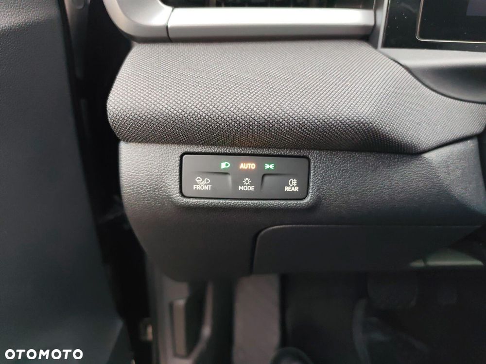 Volkswagen T-Roc 1.5 TSI Life DSG - 23