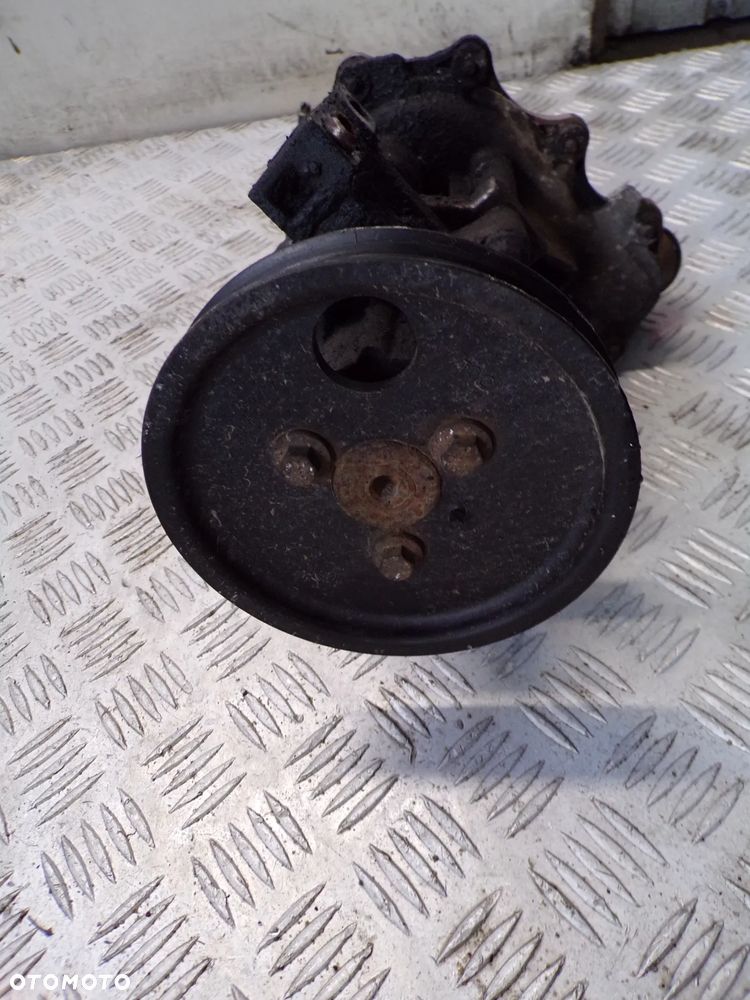 POMPA WSPOMAGANIA WODY FORD TRANSIT MK7 2.2 CDTI - 4