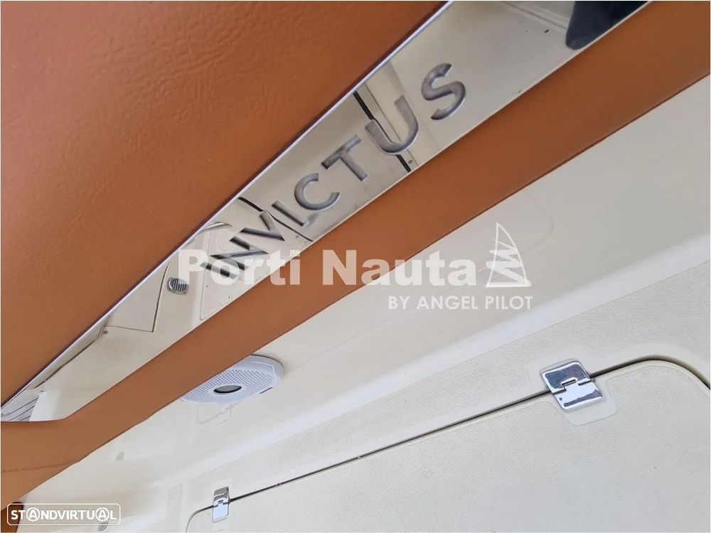 Invictus Yachts 280 SX - 8