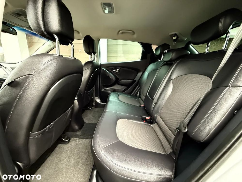 Hyundai ix35 blue 1.6 2WD Finale Gold - 17