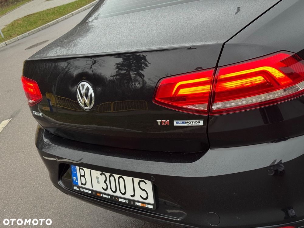 Volkswagen Passat 1.6 TDI BMT Trendline - 10