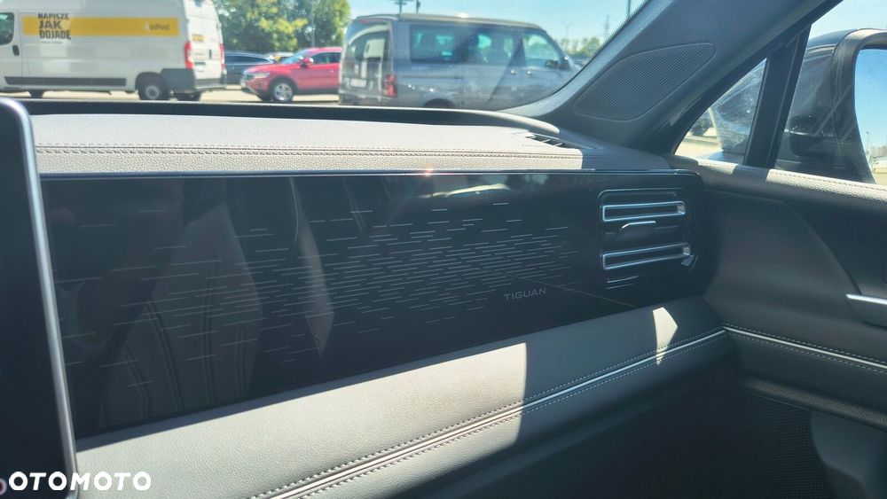 Volkswagen Tiguan - 31