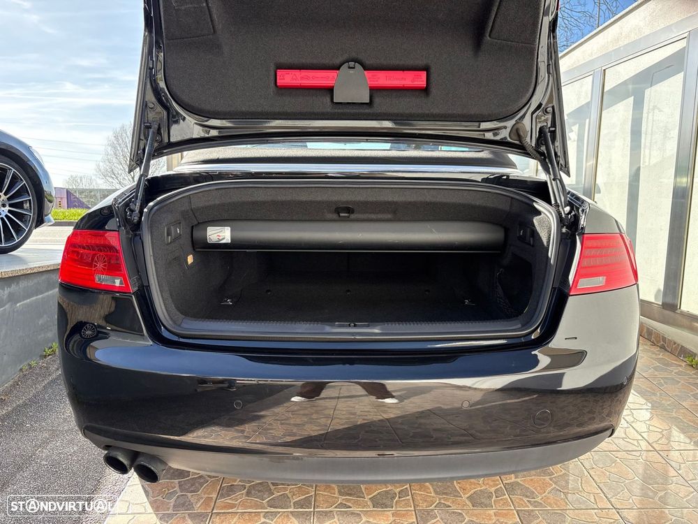Audi A5 Cabrio 2.0 TDi Multitronic Sport - 4