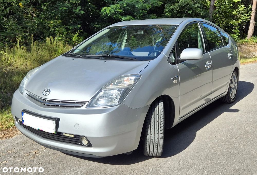 Toyota Prius 1.5 VVT-i Sol (nav) - 1