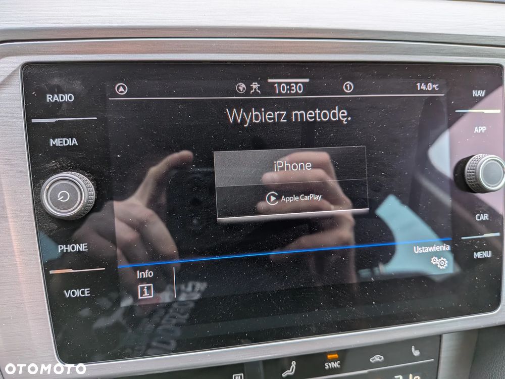 Volkswagen Passat 2.0 TDI SCR DSG - 24