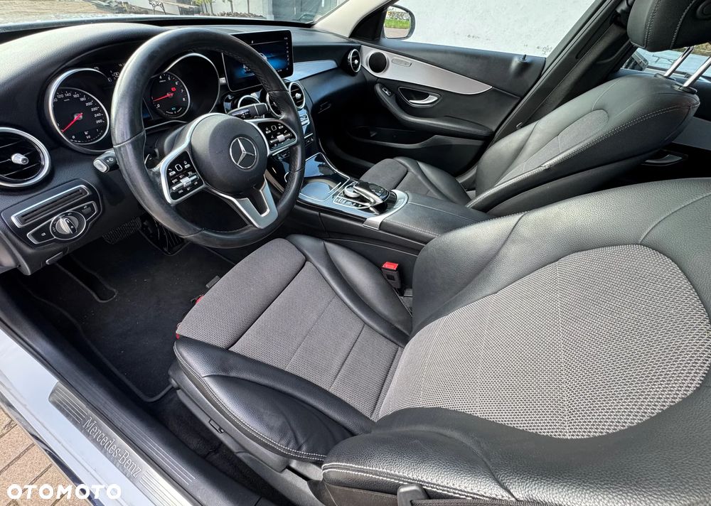 Mercedes-Benz Klasa C 200 4MATIC 9G-TRONIC - 12