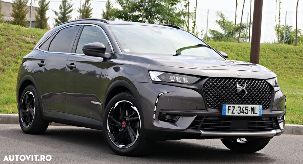 DS Automobiles DS 7 Crossback 1.6 PHeV AWD 300 EAT8 PERFORMANCE LINE + - 2