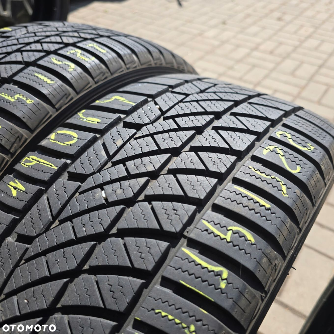 NORAUTO 4SEASONS 225/45R17 94W XL 7mm 21R 2X - 3