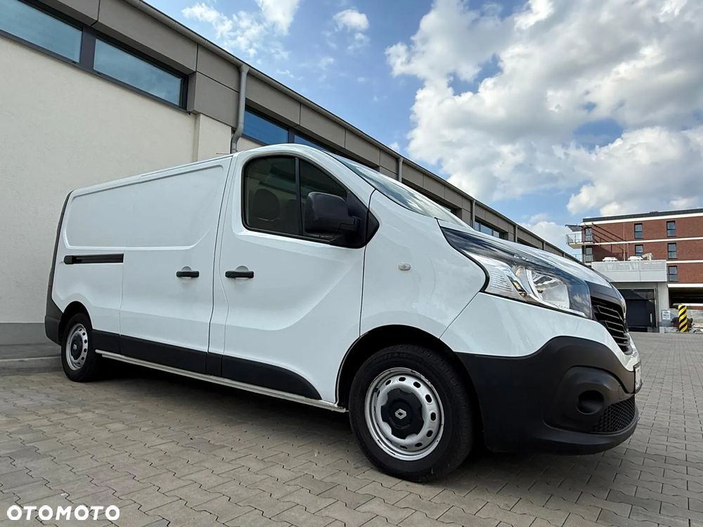 Renault Trafic - 12